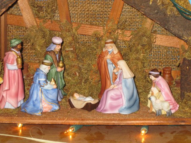 I added the three kings to the nativity scene today.